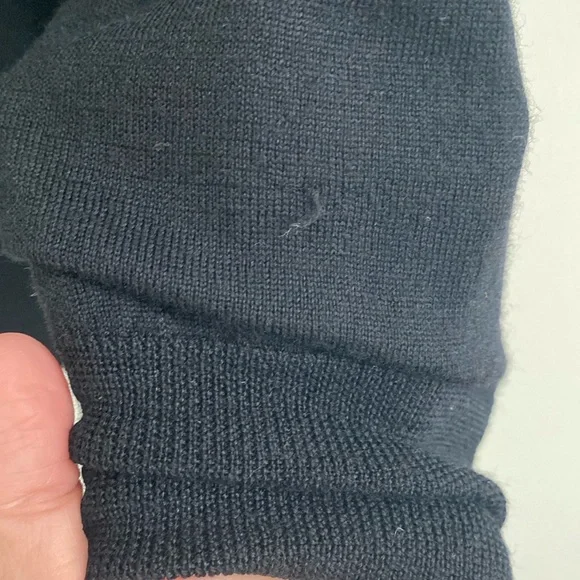 Filippa K Merino Wool V-Neck Sweater - Picture 14 of 15